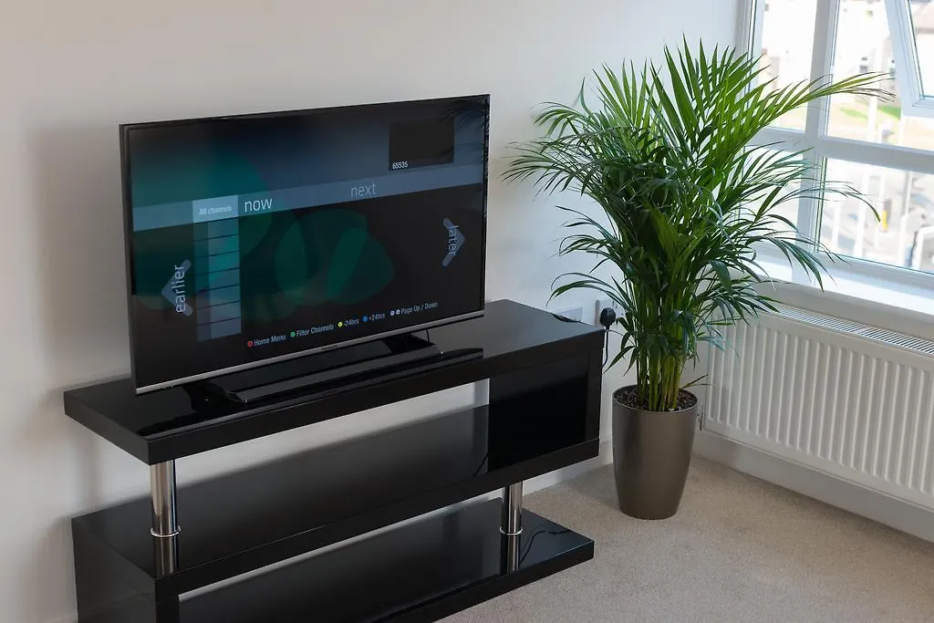 Cambridge Orchard Apartments - 2 Double Bedrooms