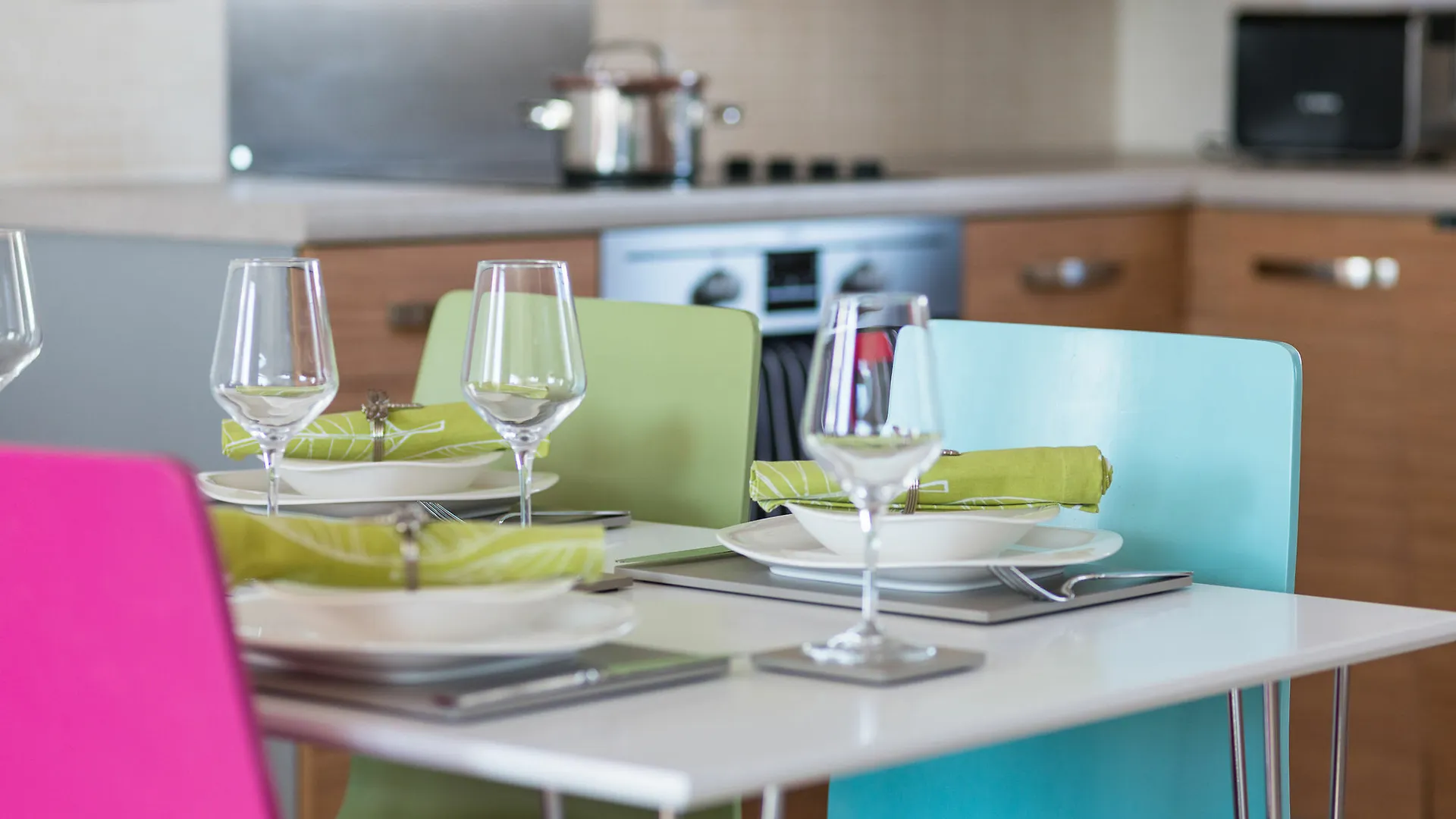 Cambridge Orchard Apartments - 2 Double Bedrooms