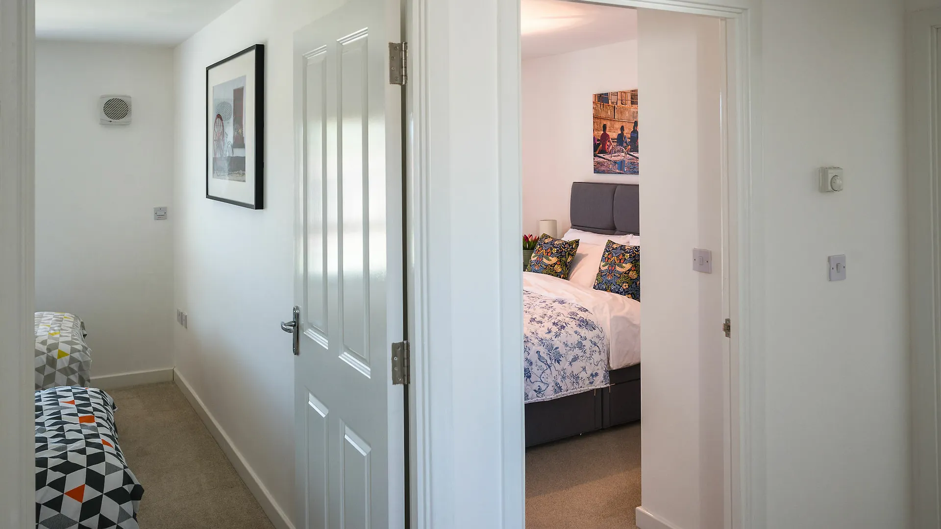Cambridge Orchard Apartments - 2 Double Bedrooms